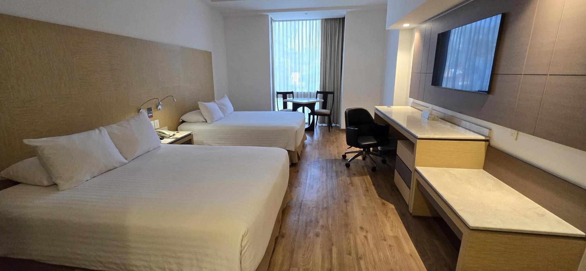 Ramada By Wyndham Mexico City Santa Fe Zewnętrze zdjęcie